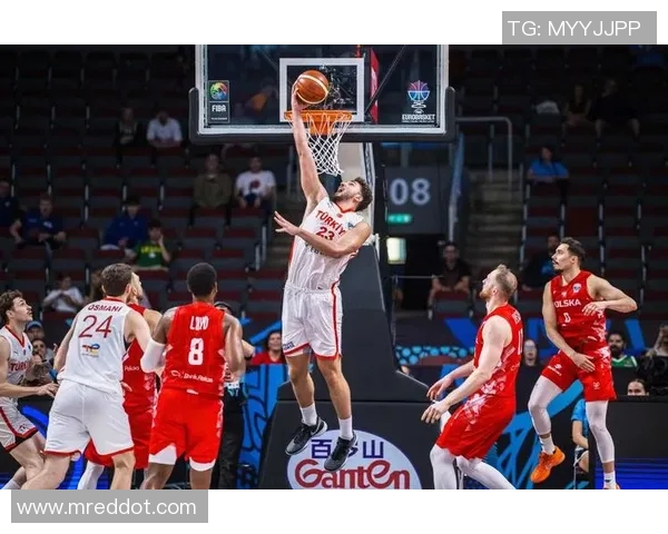 中国男篮与土耳其精彩对决全场录像回放及赛后分析分享